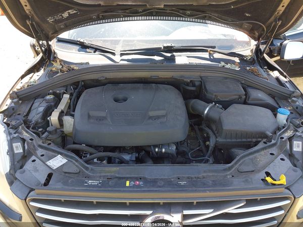 2016 VOLVO XC60 T5 DRIVE-E PREMIER