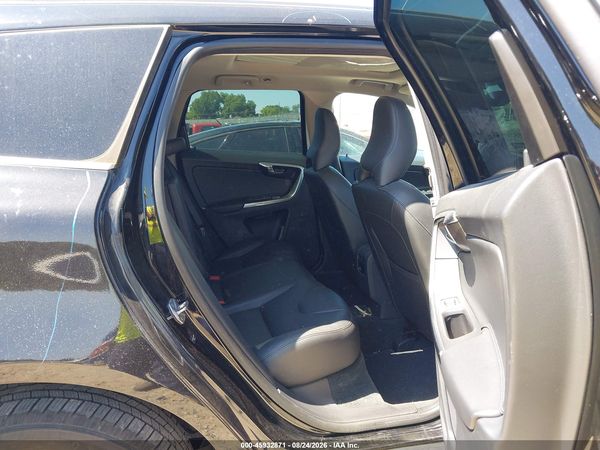 2016 VOLVO XC60 T5 DRIVE-E PREMIER