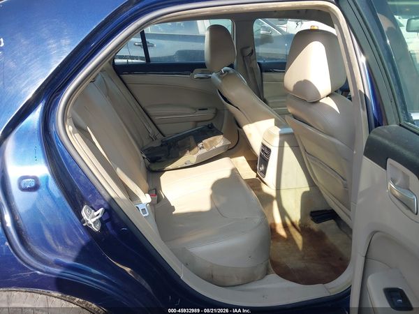 2014 CHRYSLER 300