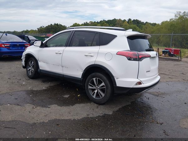 2016 TOYOTA RAV4 XLE — I3