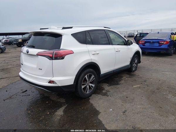 2016 TOYOTA RAV4 XLE — I4