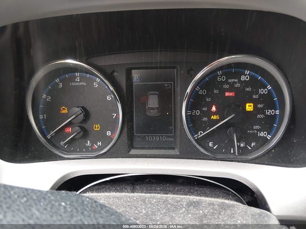 2016 TOYOTA RAV4 XLE — I7