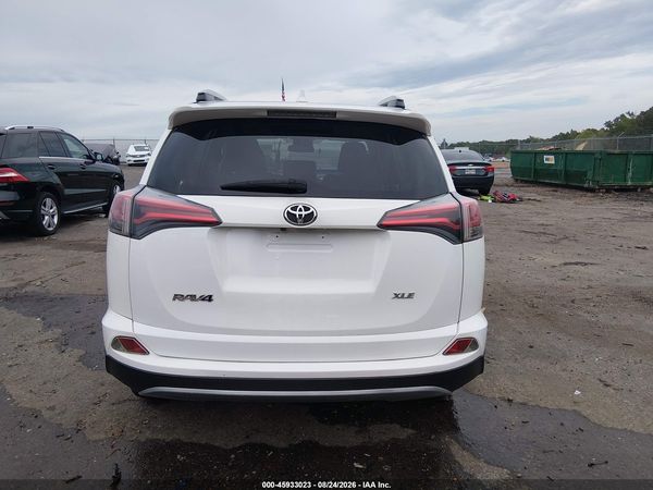 2016 TOYOTA RAV4 XLE — I119