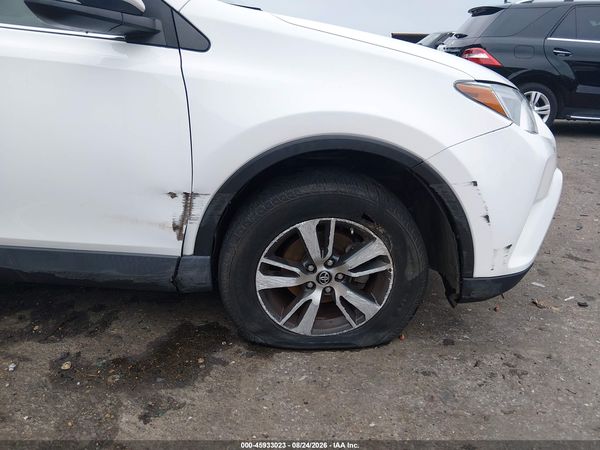 2016 TOYOTA RAV4 XLE — I155