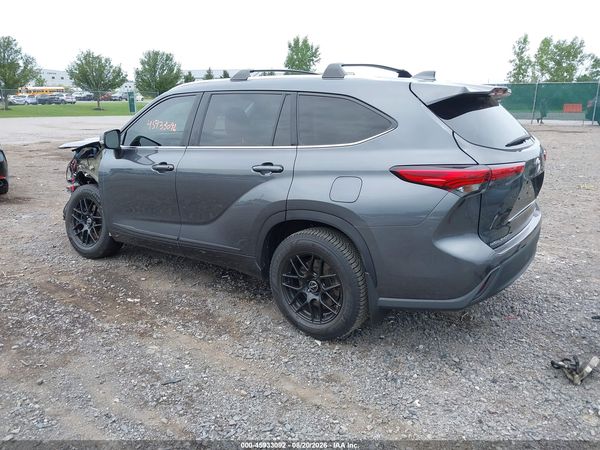 2020 TOYOTA HIGHLANDER XLE
