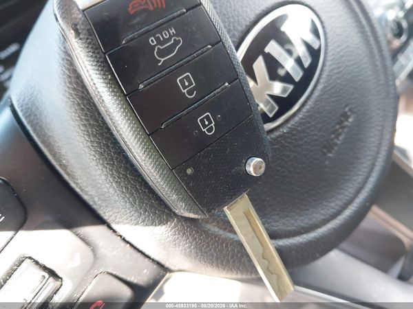 2016 KIA SORENTO 2.4L LX