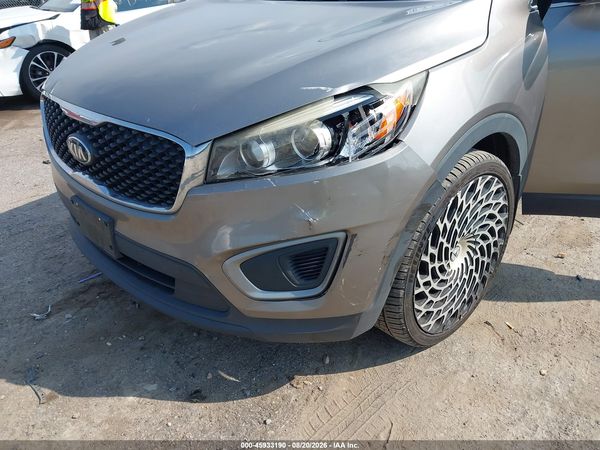 2016 KIA SORENTO 2.4L LX