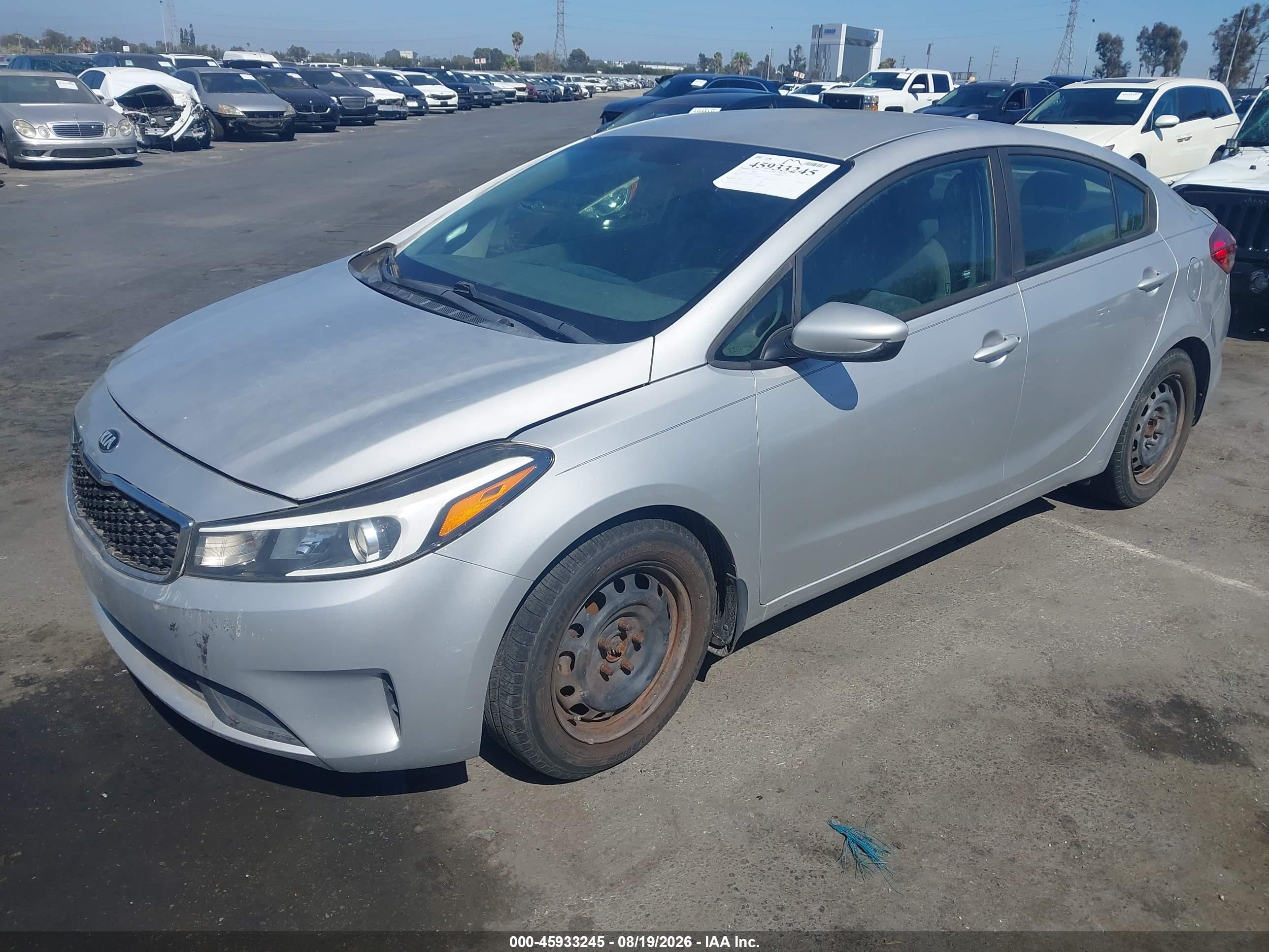 2017 KIA FORTE LX