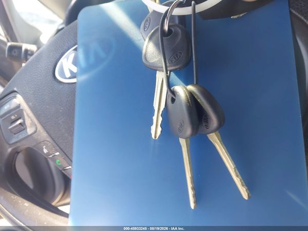 2017 KIA FORTE LX