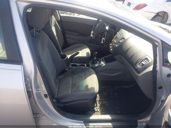 2017 KIA FORTE LX