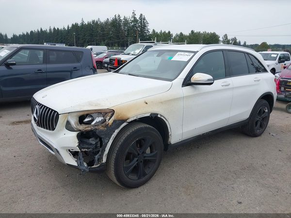 2016 MERCEDES-BENZ GLC 300
