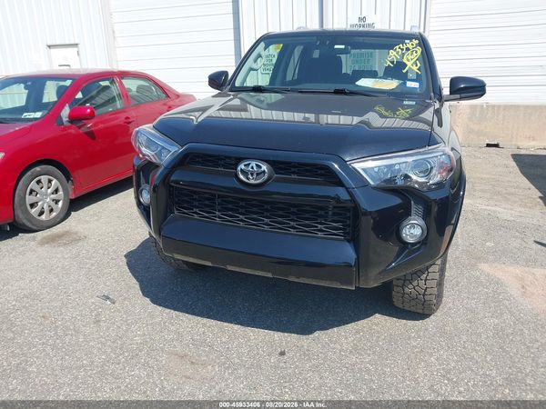 2018 TOYOTA 4RUNNER SR5