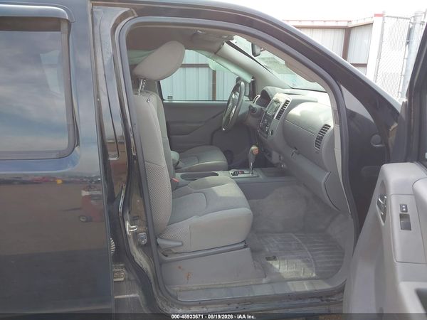 2018 NISSAN FRONTIER SV
