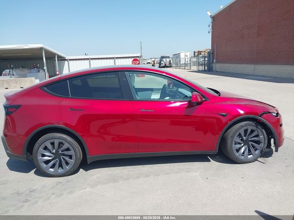 2026 TESLA MODEL Y