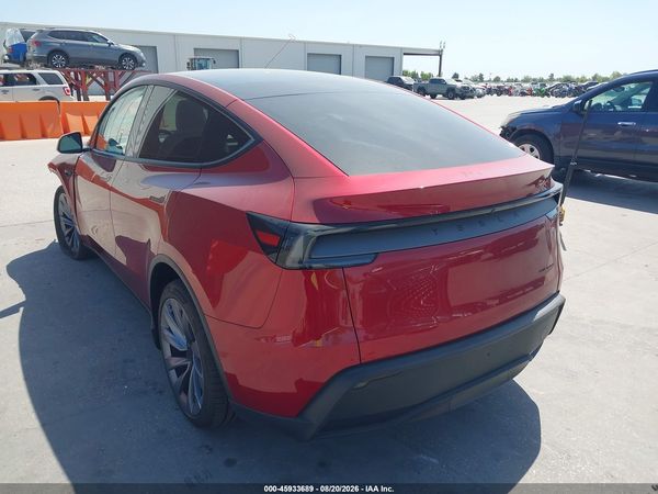 2026 TESLA MODEL Y