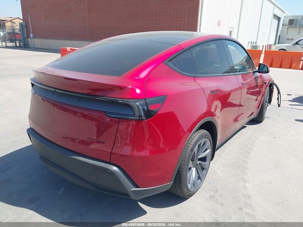 2026 TESLA MODEL Y