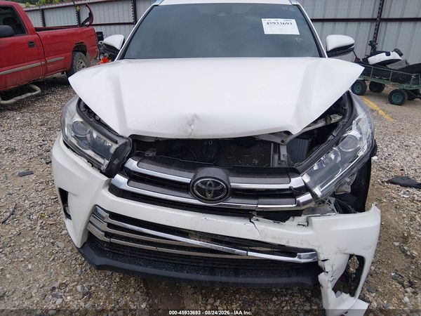 2019 TOYOTA HIGHLANDER LIMITED