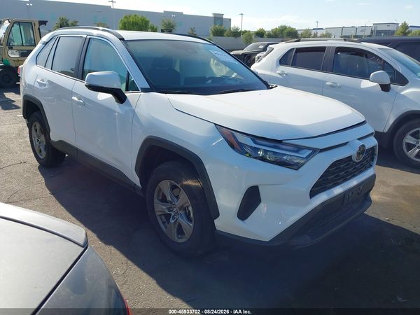 2025 TOYOTA RAV4 XLE — I1