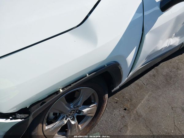 2025 TOYOTA RAV4 XLE — I153