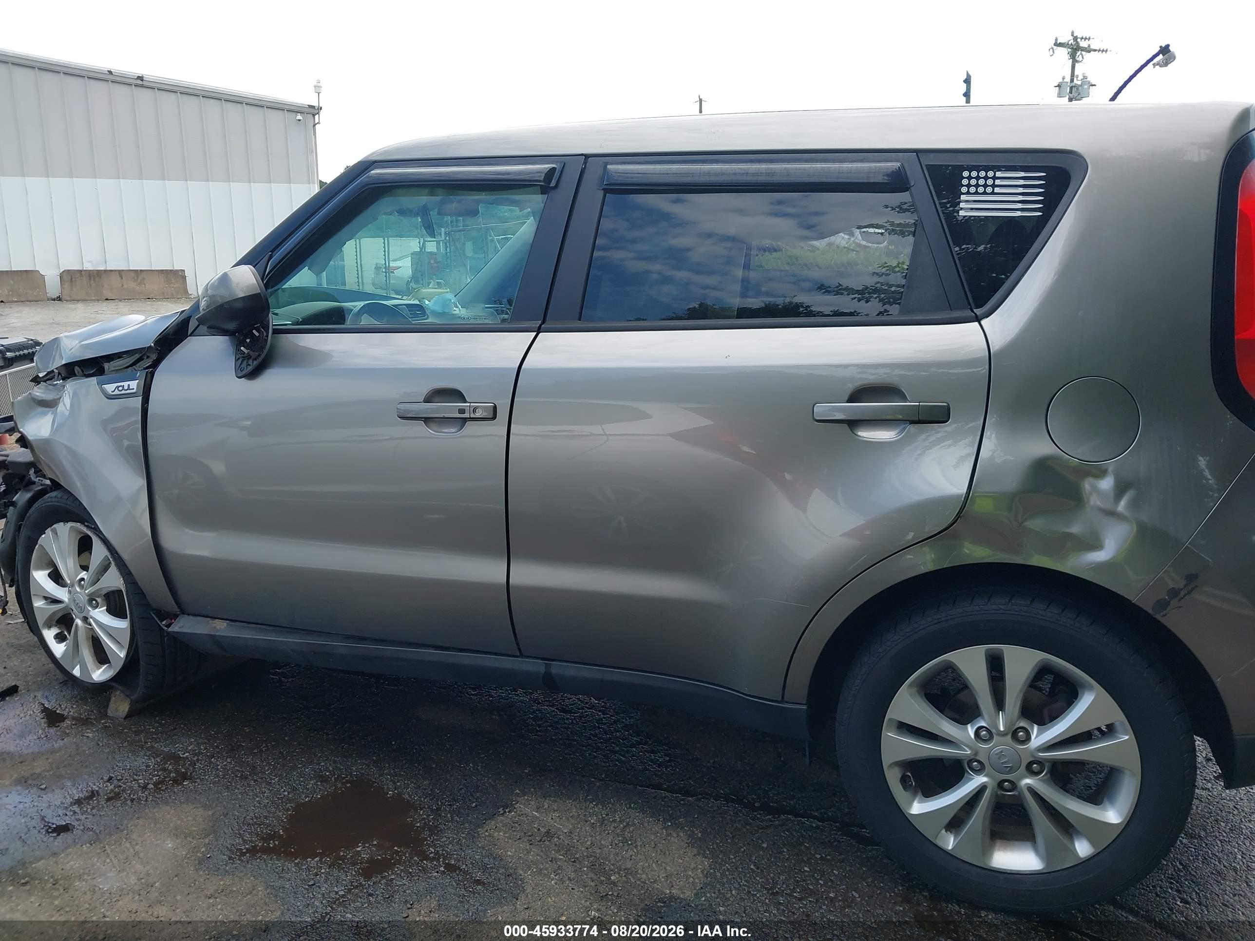 2016 KIA SOUL +