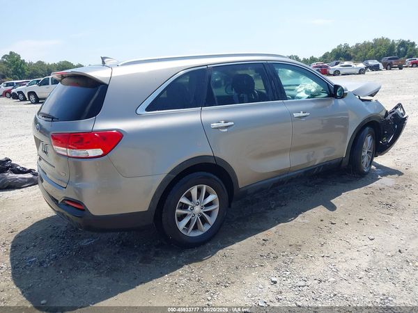 2017 KIA SORENTO 2.4L LX