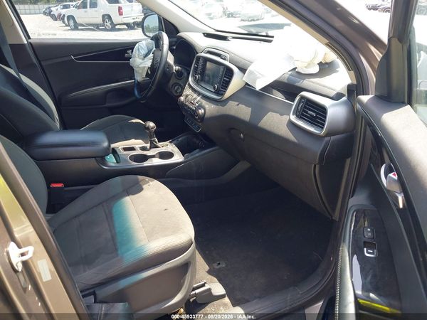 2017 KIA SORENTO 2.4L LX