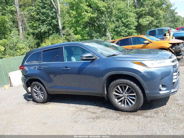 2019 TOYOTA HIGHLANDER XLE — I116