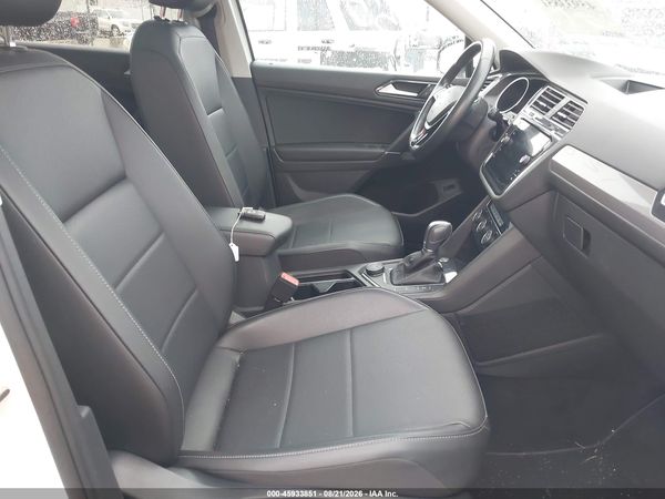 2018 VOLKSWAGEN TIGUAN 2.0T SE/2.0T SEL — I5