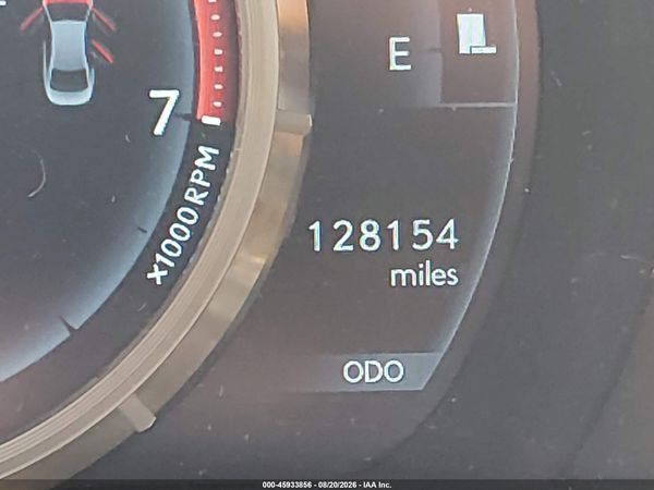 2017 LEXUS IS 200T