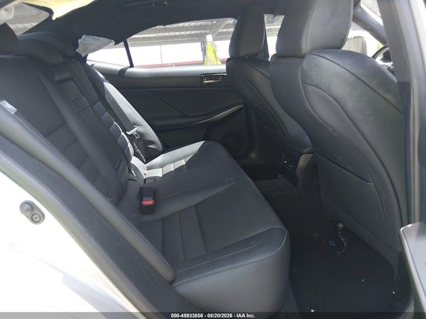 2017 LEXUS IS 200T