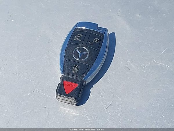 2016 MERCEDES-BENZ C 300 C300 — I11