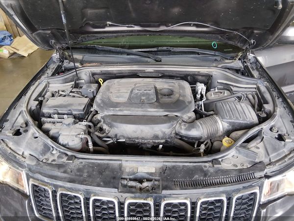 2019 JEEP GRAND CHEROKEE LAREDO E 4X4