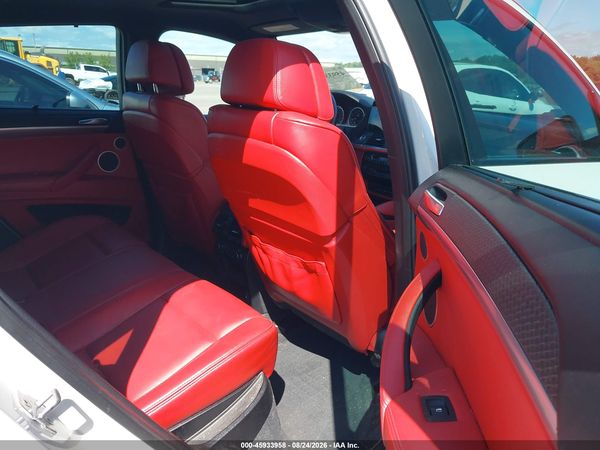 2013 BMW X6 M — I8