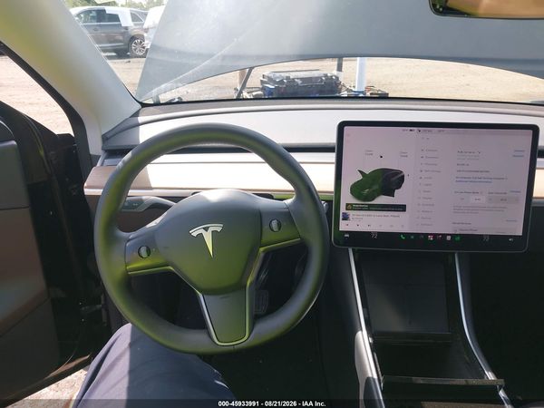 2021 TESLA MODEL Y — I132