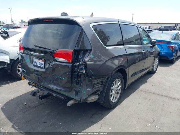 2017 CHRYSLER PACIFICA — I4