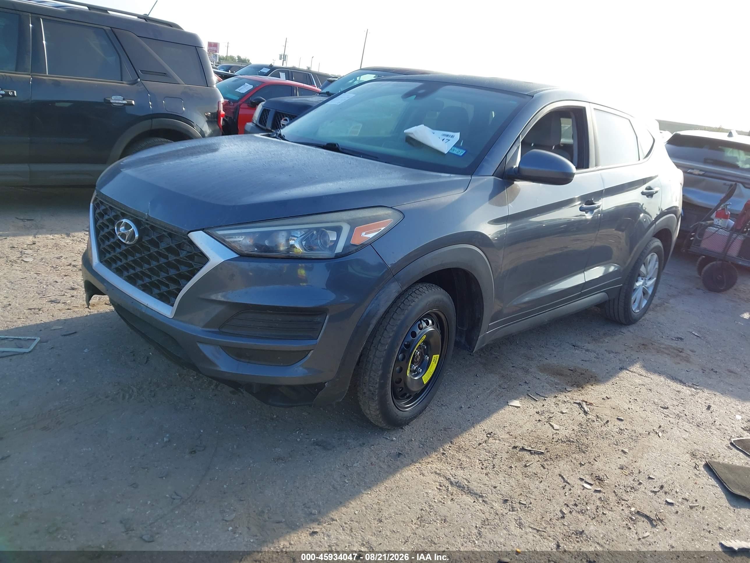 2019 HYUNDAI TUCSON SE — I2