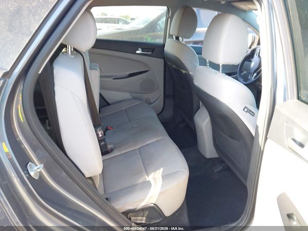 2019 HYUNDAI TUCSON SE — I8