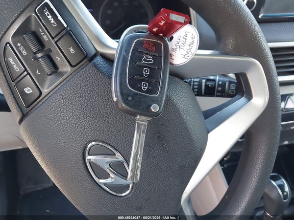 2019 HYUNDAI TUCSON SE — I11