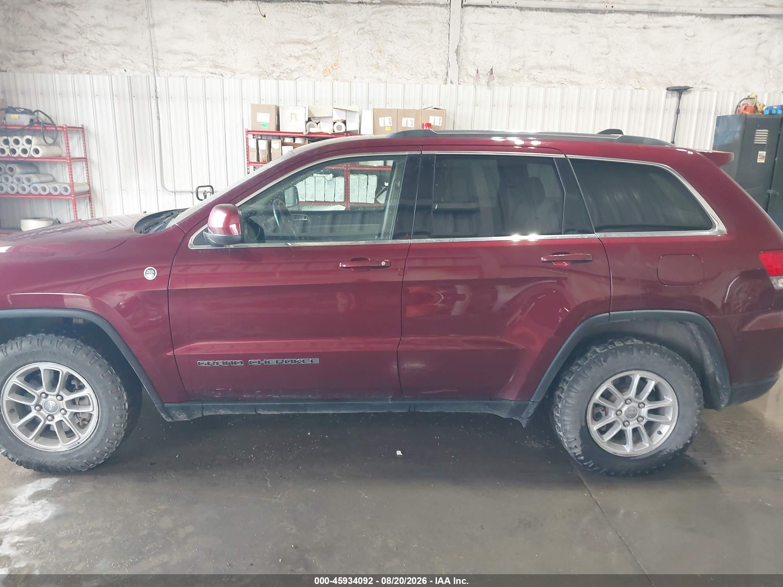2019 JEEP GRAND CHEROKEE LAREDO E 4X4