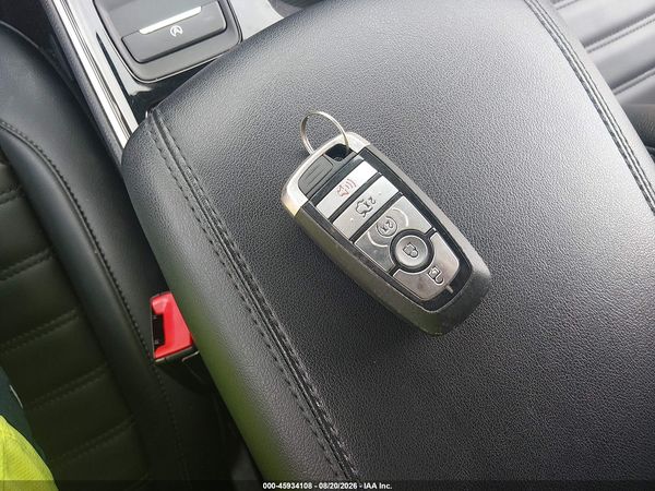 2019 FORD EDGE SEL — I11
