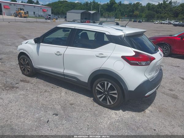 2019 NISSAN KICKS SR — I3