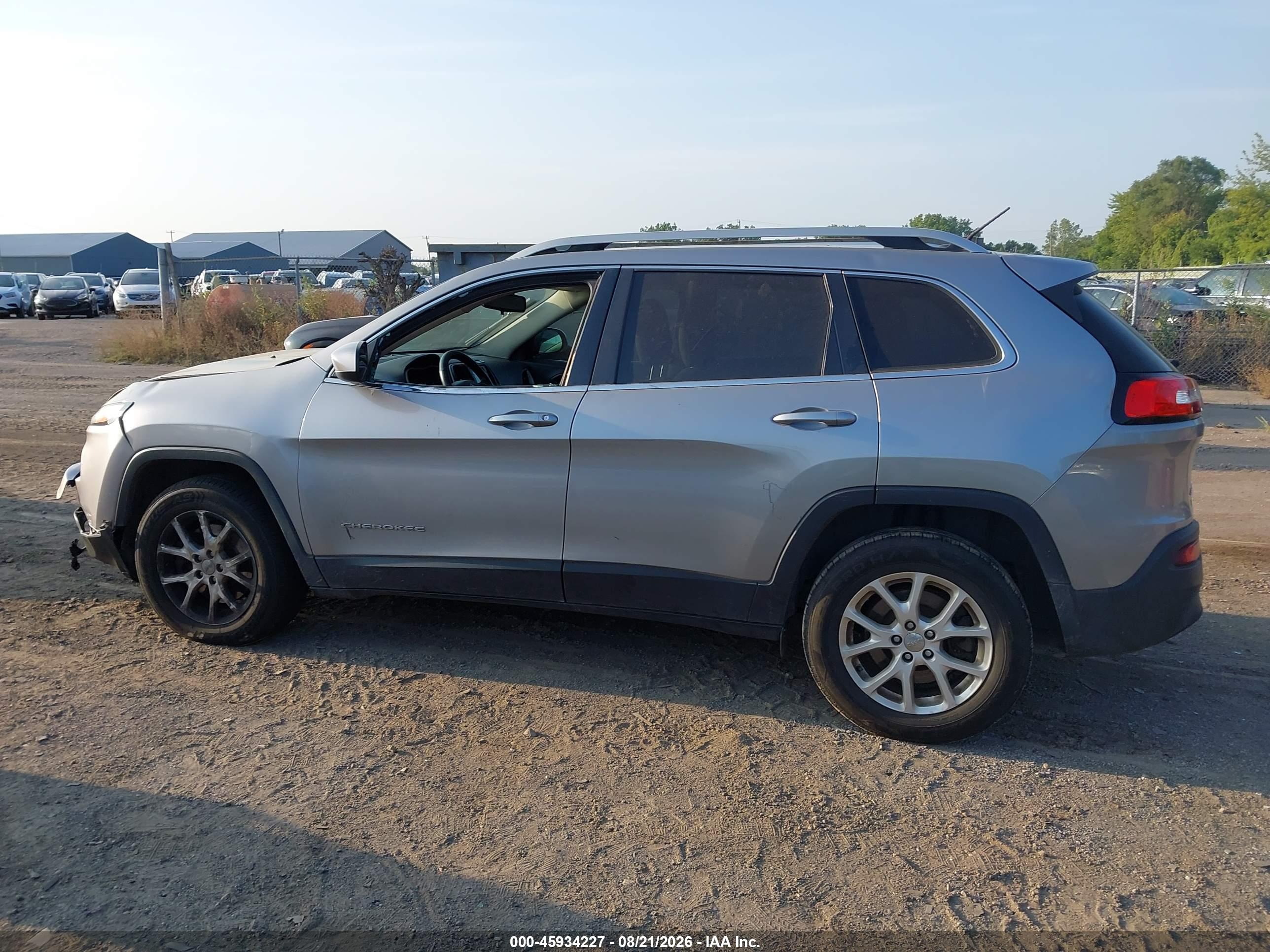 2017 JEEP CHEROKEE LATITUDE