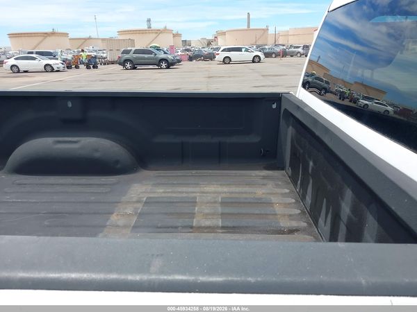 2018 RAM 1500 TRADESMAN  4X2 8' BOX