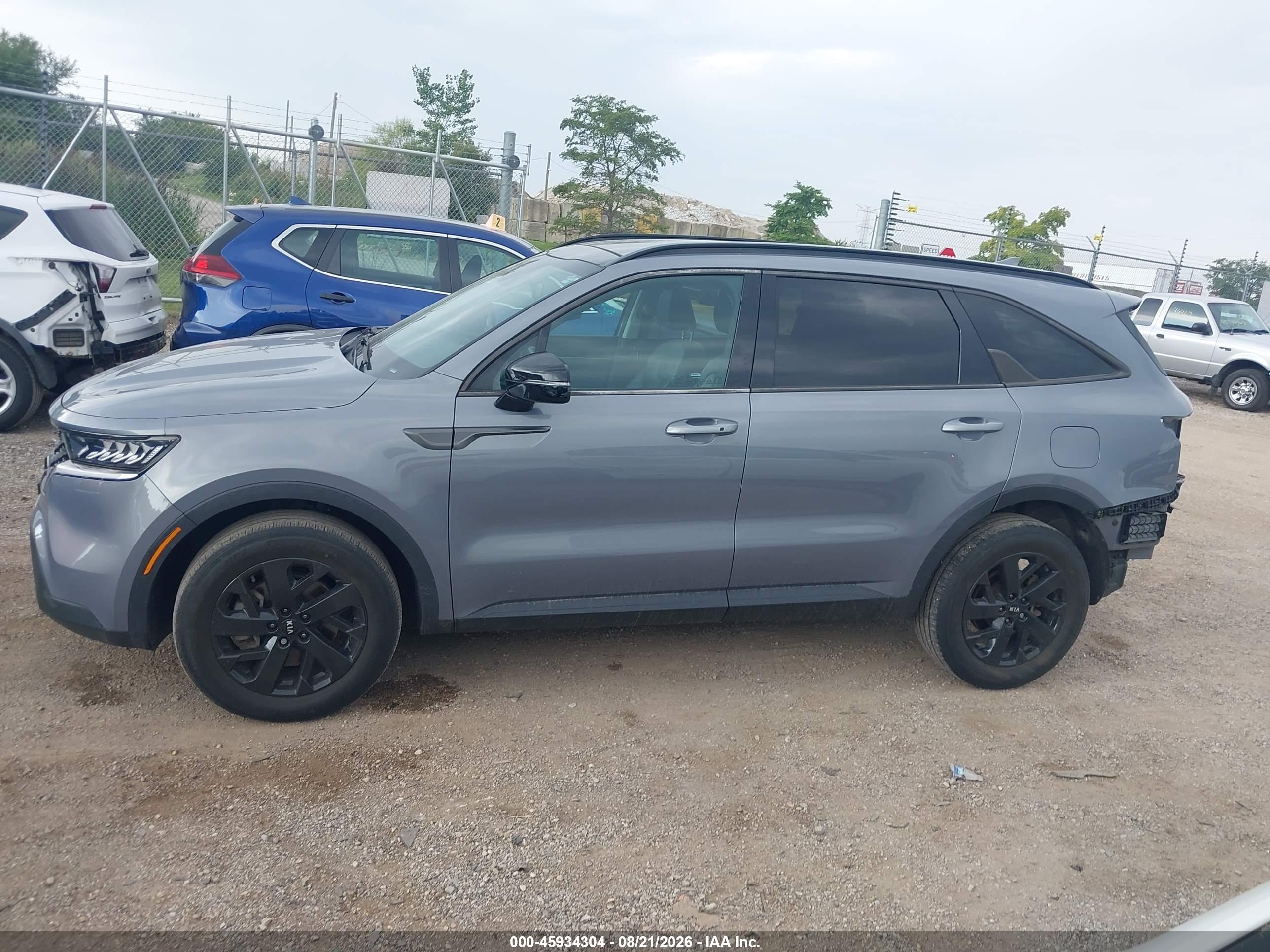 2021 KIA SORENTO S