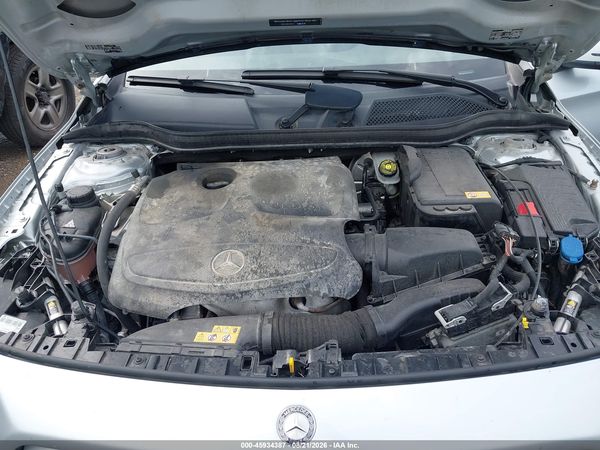2015 MERCEDES-BENZ GLA 250 4MATIC