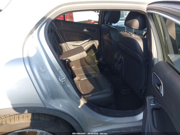 2015 MERCEDES-BENZ GLA 250 4MATIC