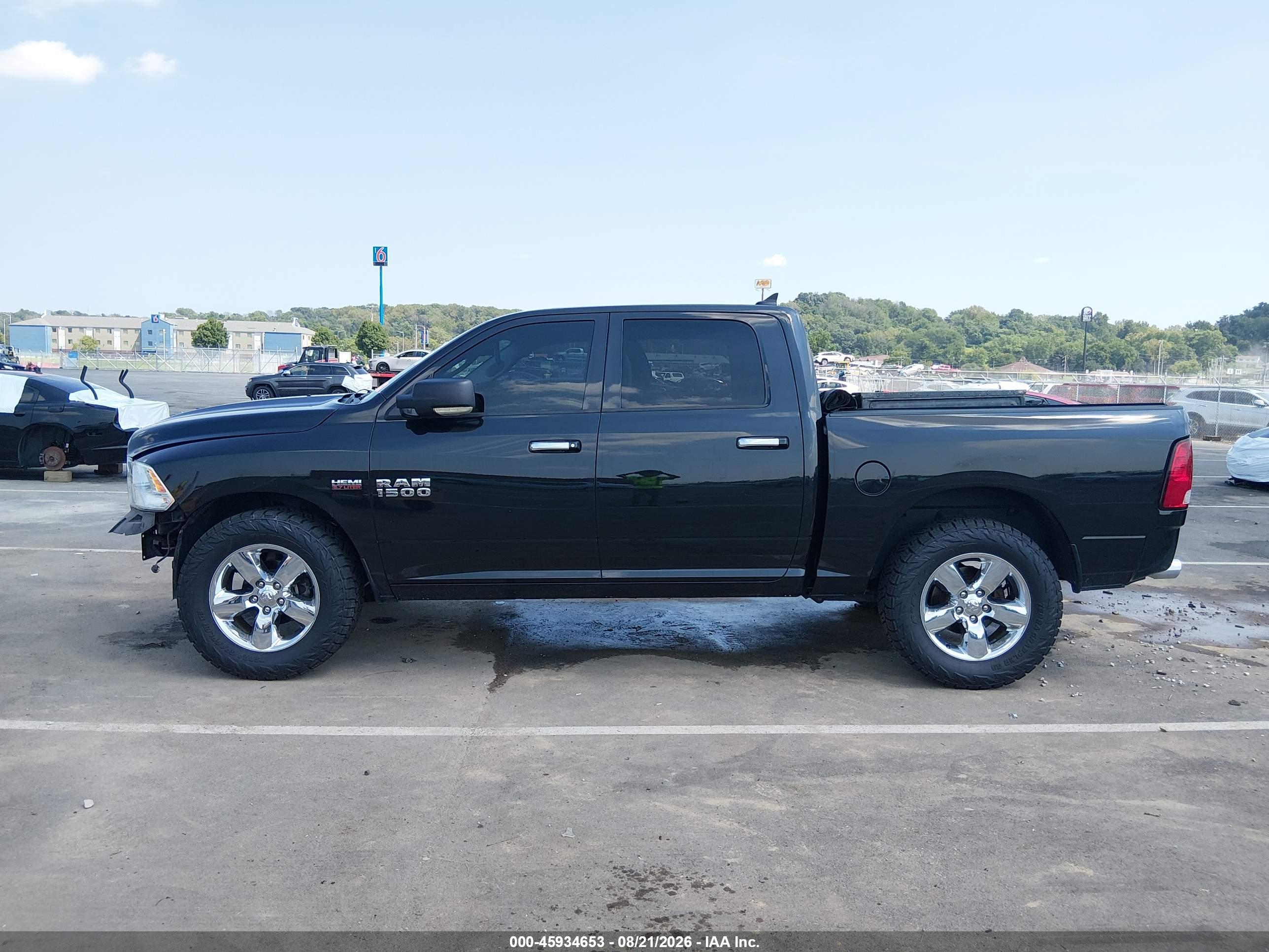 2016 RAM 1500 BIG HORN
