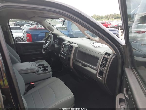 2019 RAM 1500 CLASSIC EXPRESS  4X4 6'4 BOX