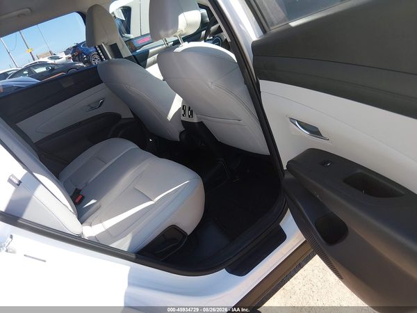 2025 HYUNDAI TUCSON SEL — I8