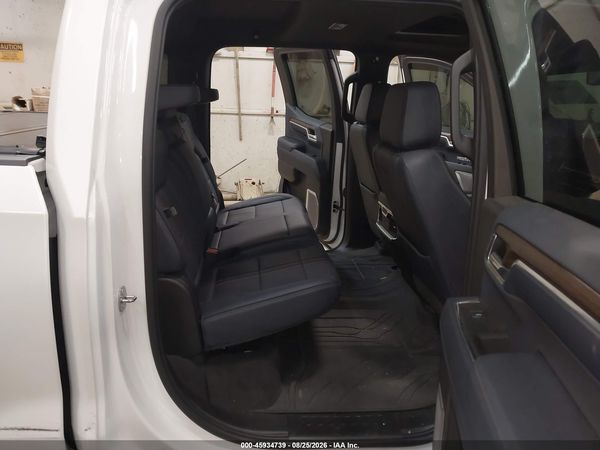 2022 CHEVROLET SILVERADO 1500 — I8